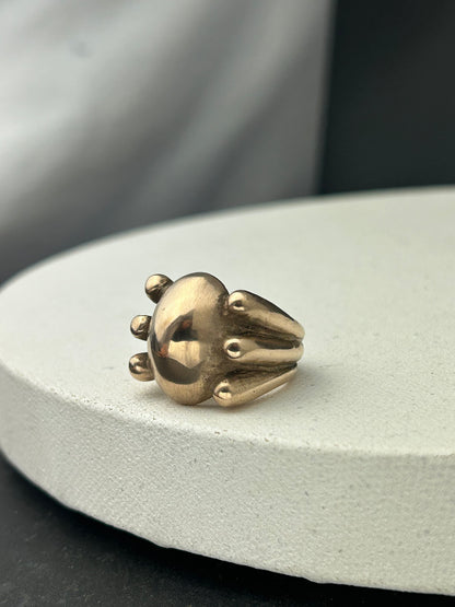 Oval Statement Ring Framed by 6 Circles