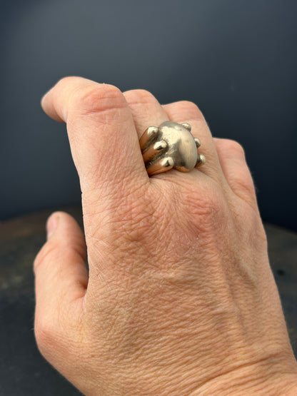Oval Statement Ring Framed by 6 Circles
