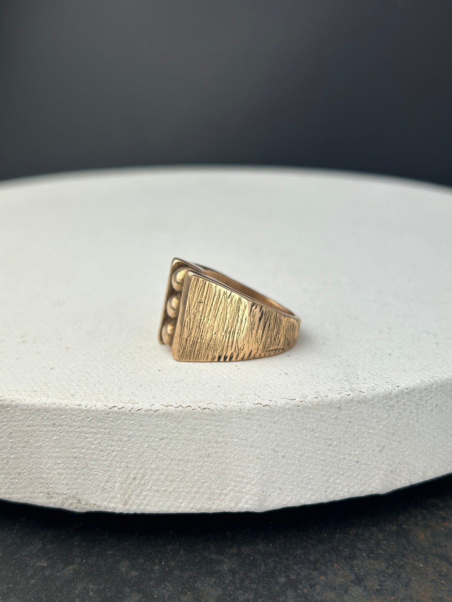 Three Dots Signet Ring