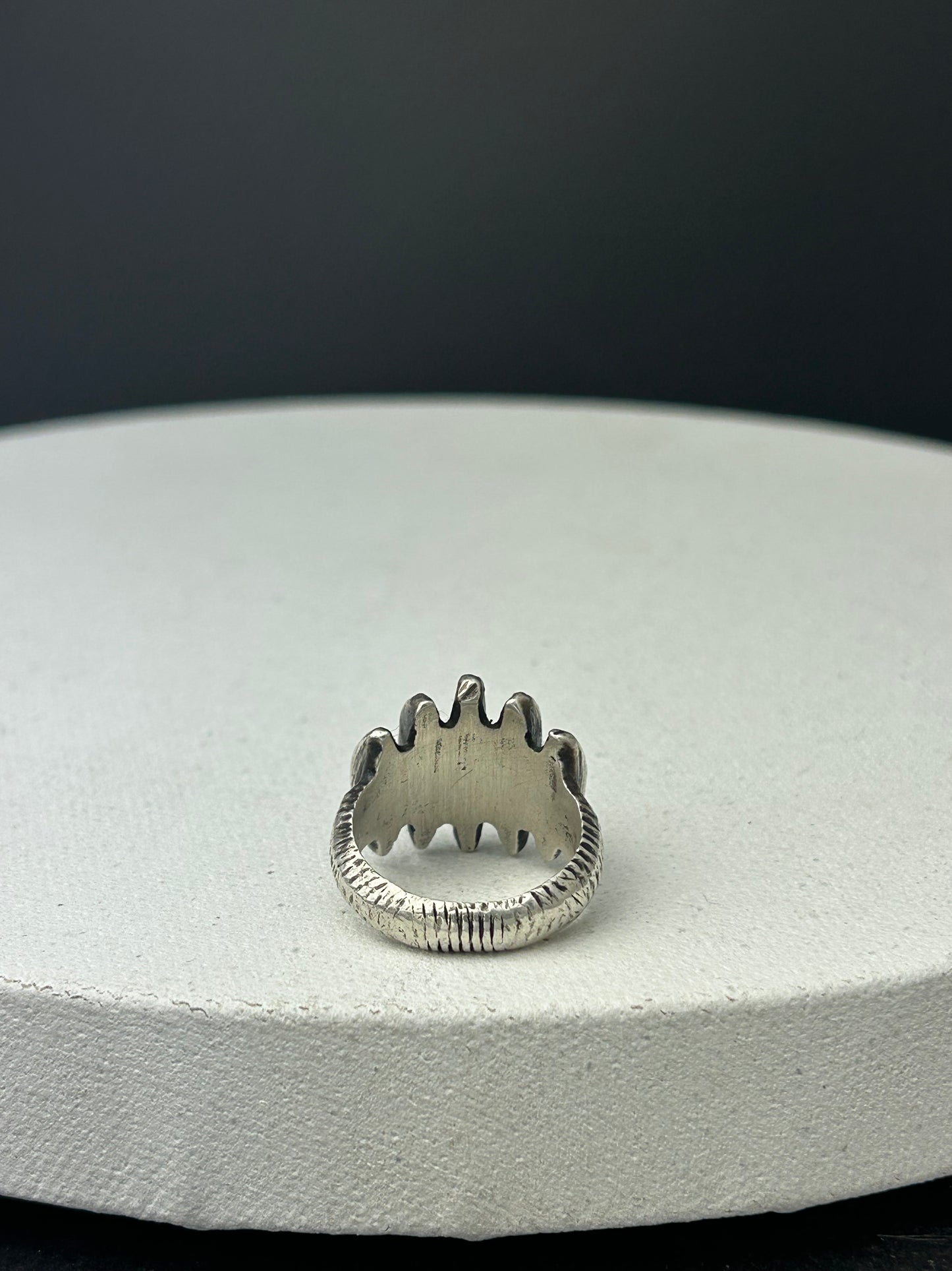 Five Walls Ring