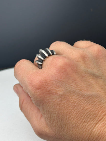 Five Walls Ring